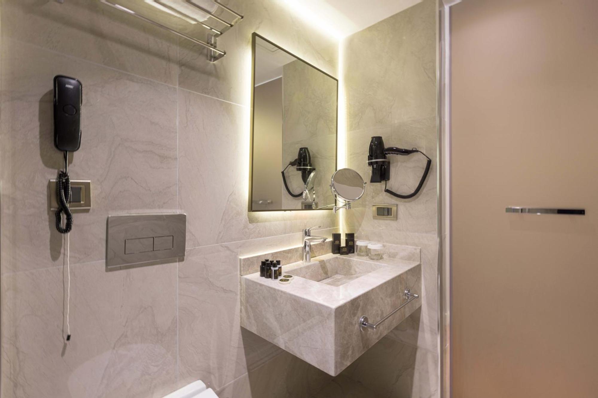 Great Fortune Concept Hotel Istanbul Exterior photo